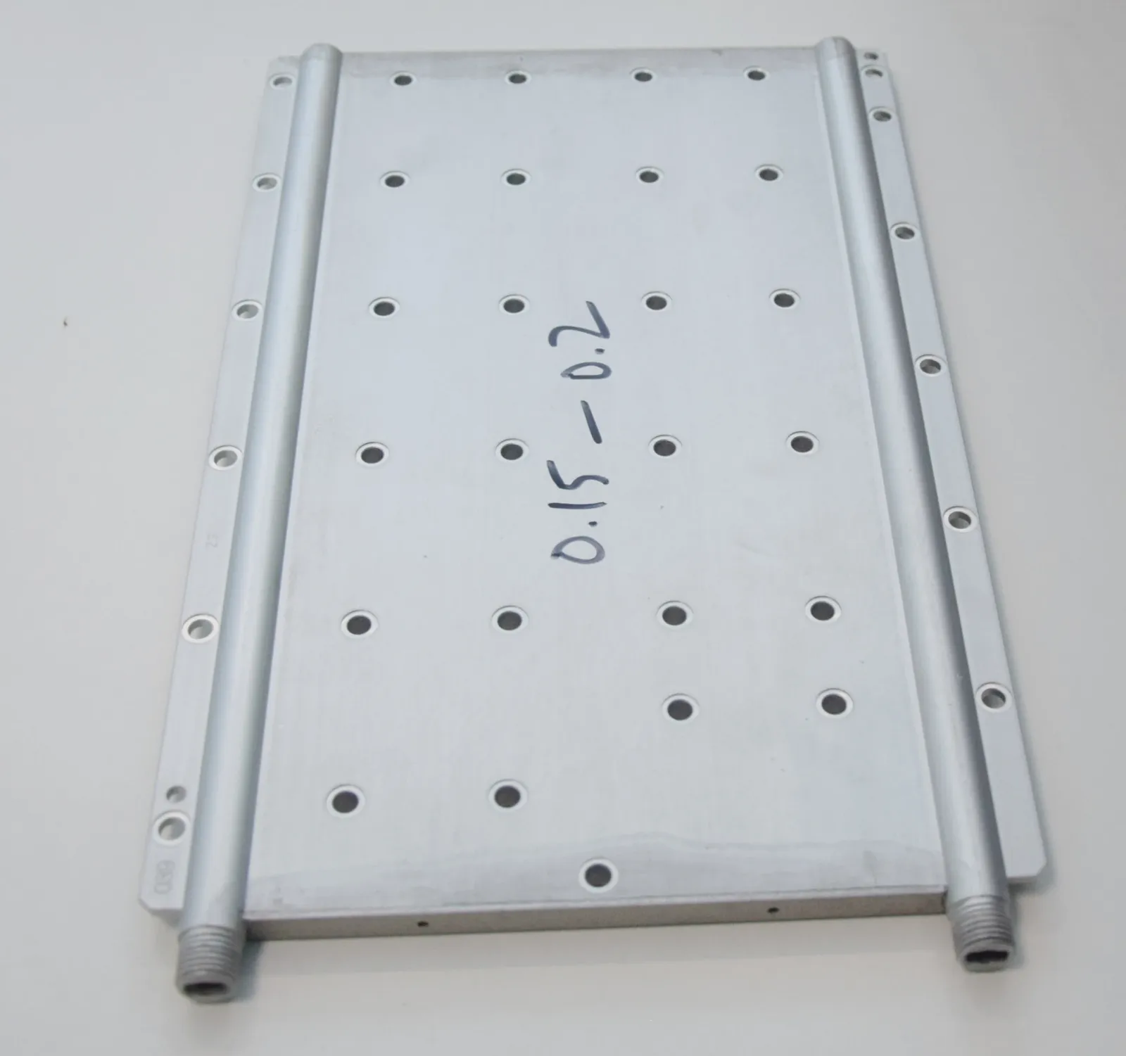 liquid cooling Chassis  Enclosures for electricity