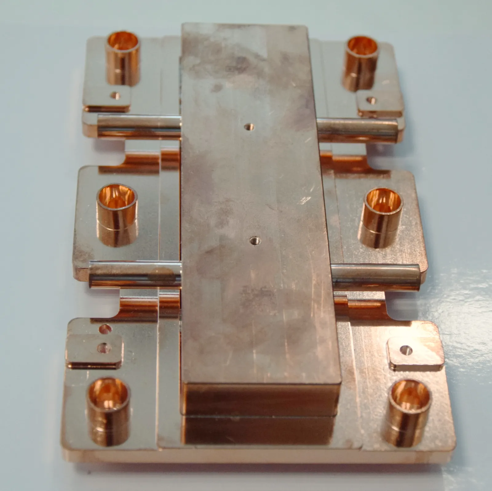 Copper Liquid cold plates for data center
