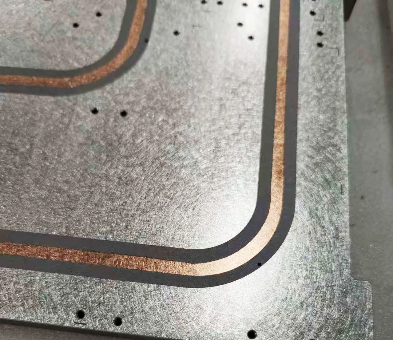tube liquid cooling for military